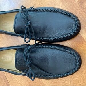 Ugg men’s black leather loafer